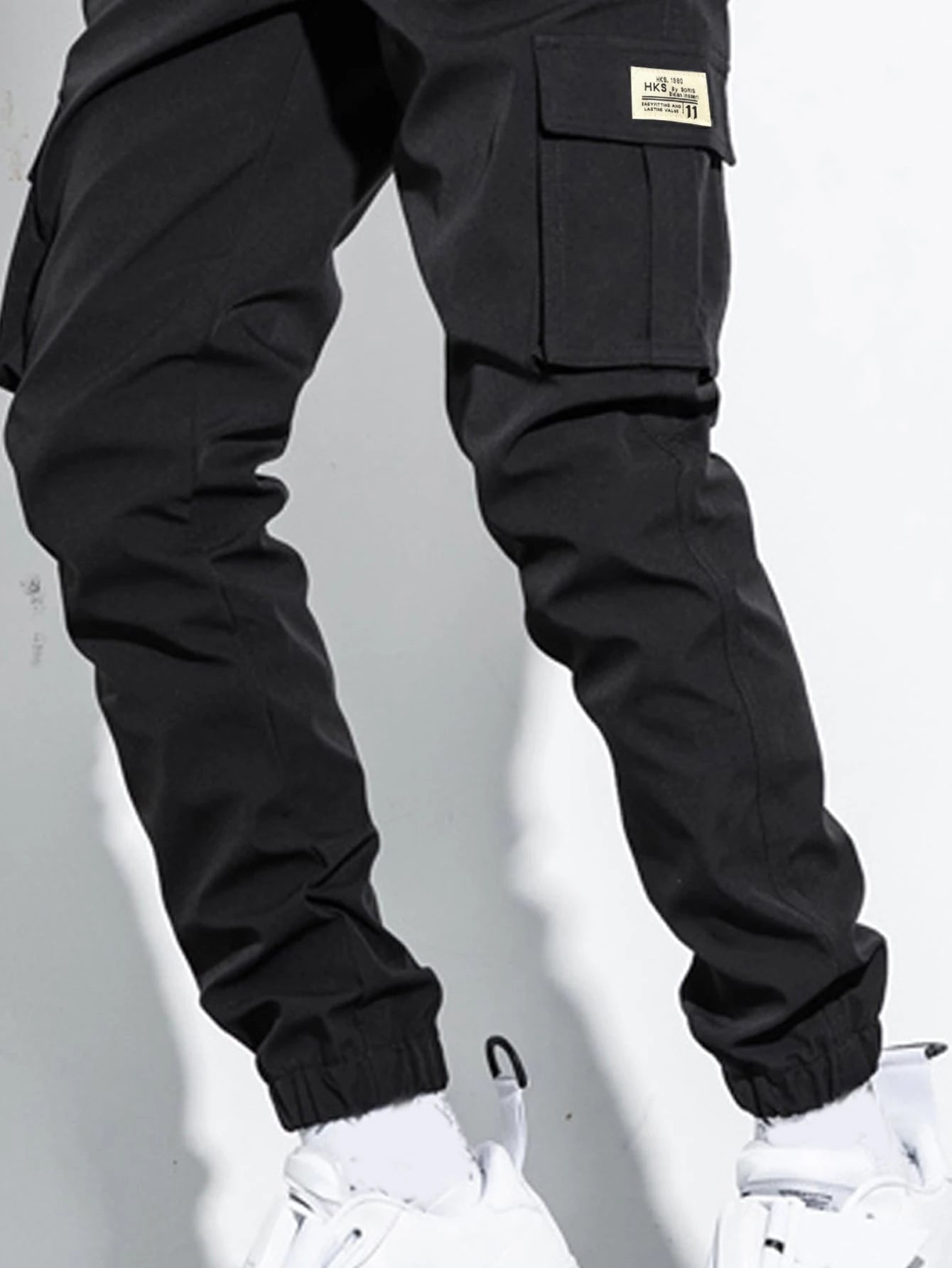 Claim Dot Men Letter Patched Flap Pocket Cargo Pants, Cargo Sweatpants Men, Men'S Streetwear Cargo Pants, Black Joggers Men, for Fall